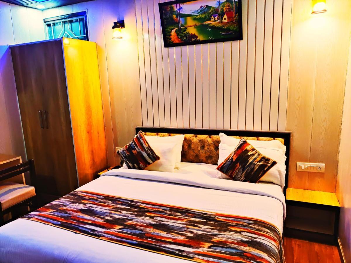 Hotel Bamboo Castle Jaipur Bagian luar foto