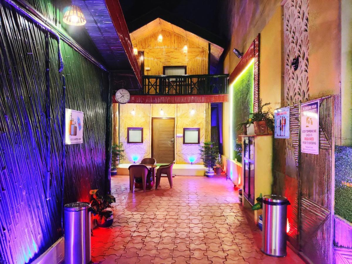 Hotel Bamboo Castle Jaipur Bagian luar foto