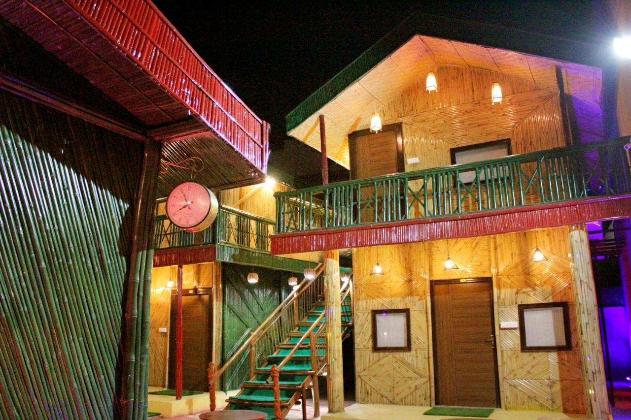 Hotel Bamboo Castle Jaipur Bagian luar foto